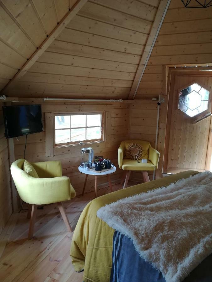 Camping Loisirs Des Groux Mousseaux-sur-Seine Exterior photo